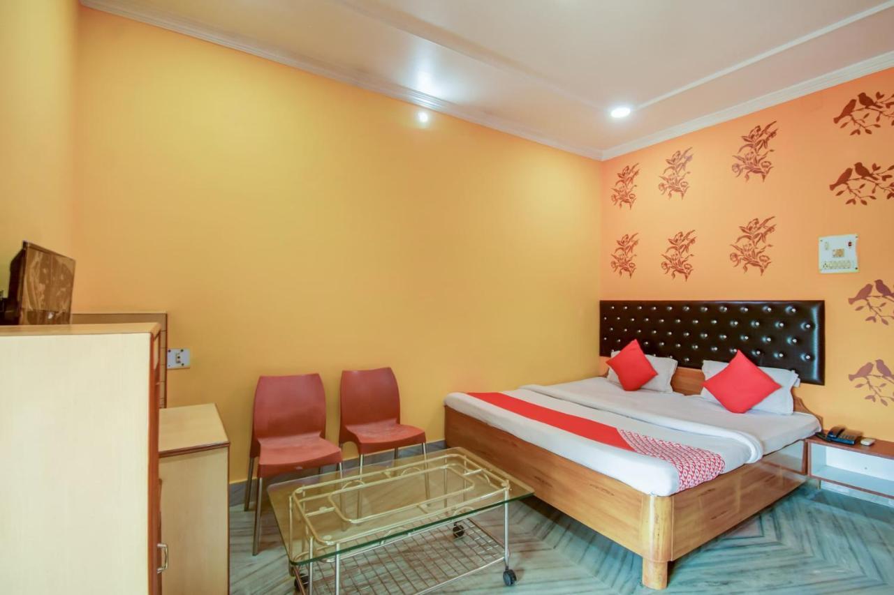 Super Oyo Hotel Priyal Amrit Sagar Rourkela Εξωτερικό φωτογραφία