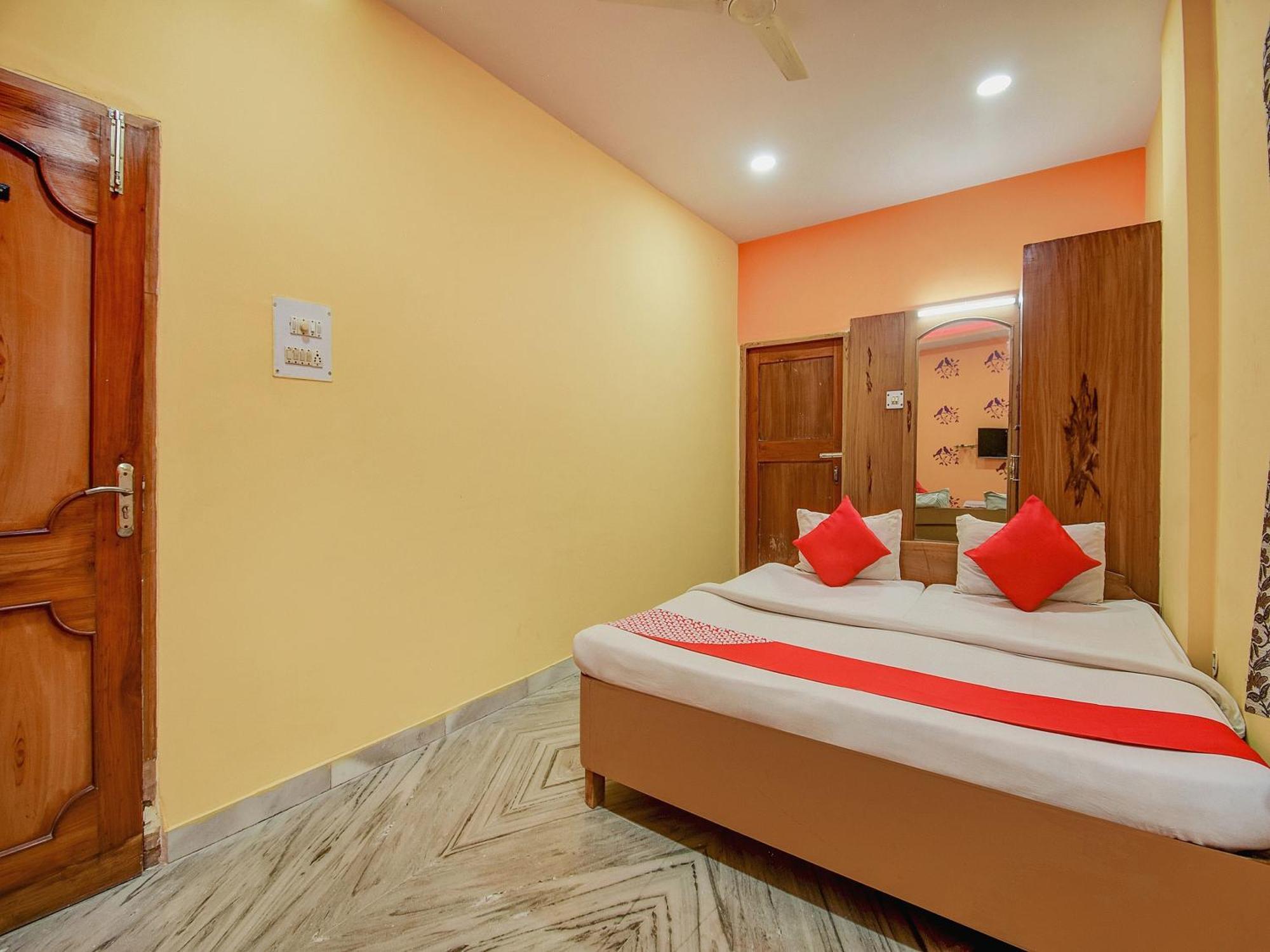 Super Oyo Hotel Priyal Amrit Sagar Rourkela Εξωτερικό φωτογραφία