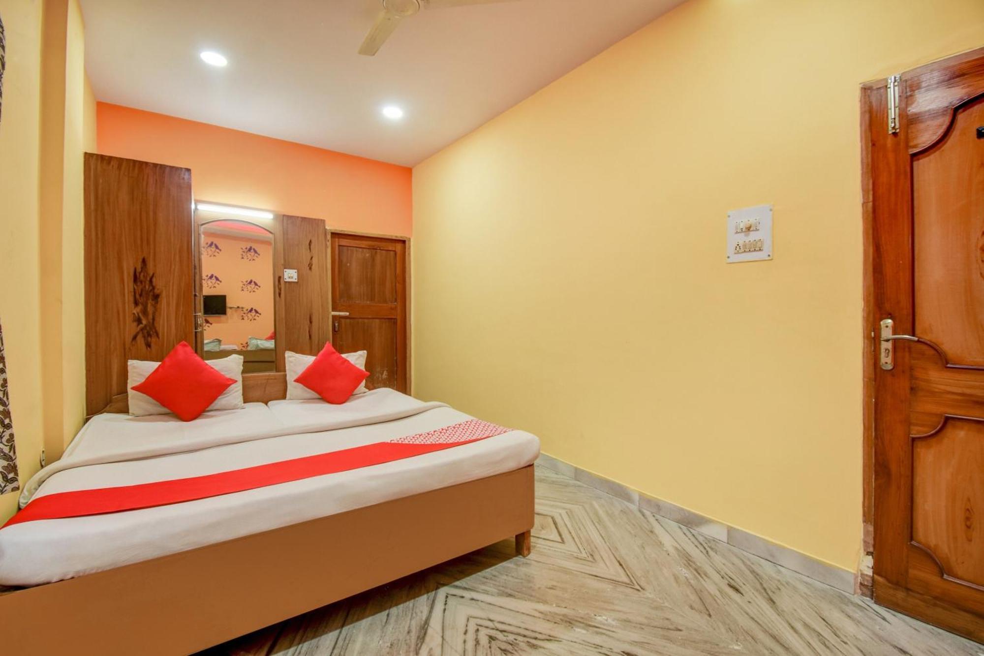 Super Oyo Hotel Priyal Amrit Sagar Rourkela Εξωτερικό φωτογραφία