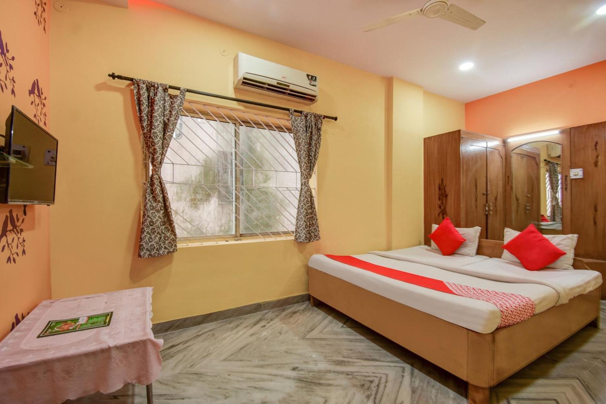 Super Oyo Hotel Priyal Amrit Sagar Rourkela Εξωτερικό φωτογραφία